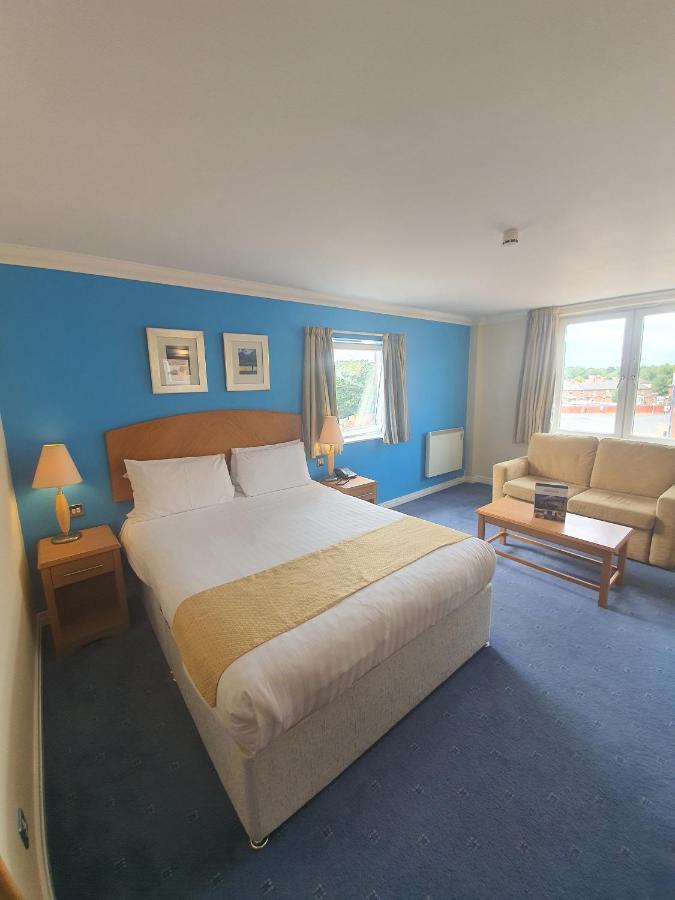 The Telford Whitehouse Hotel מראה חיצוני תמונה