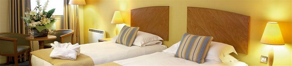 The Telford Whitehouse Hotel מראה חיצוני תמונה