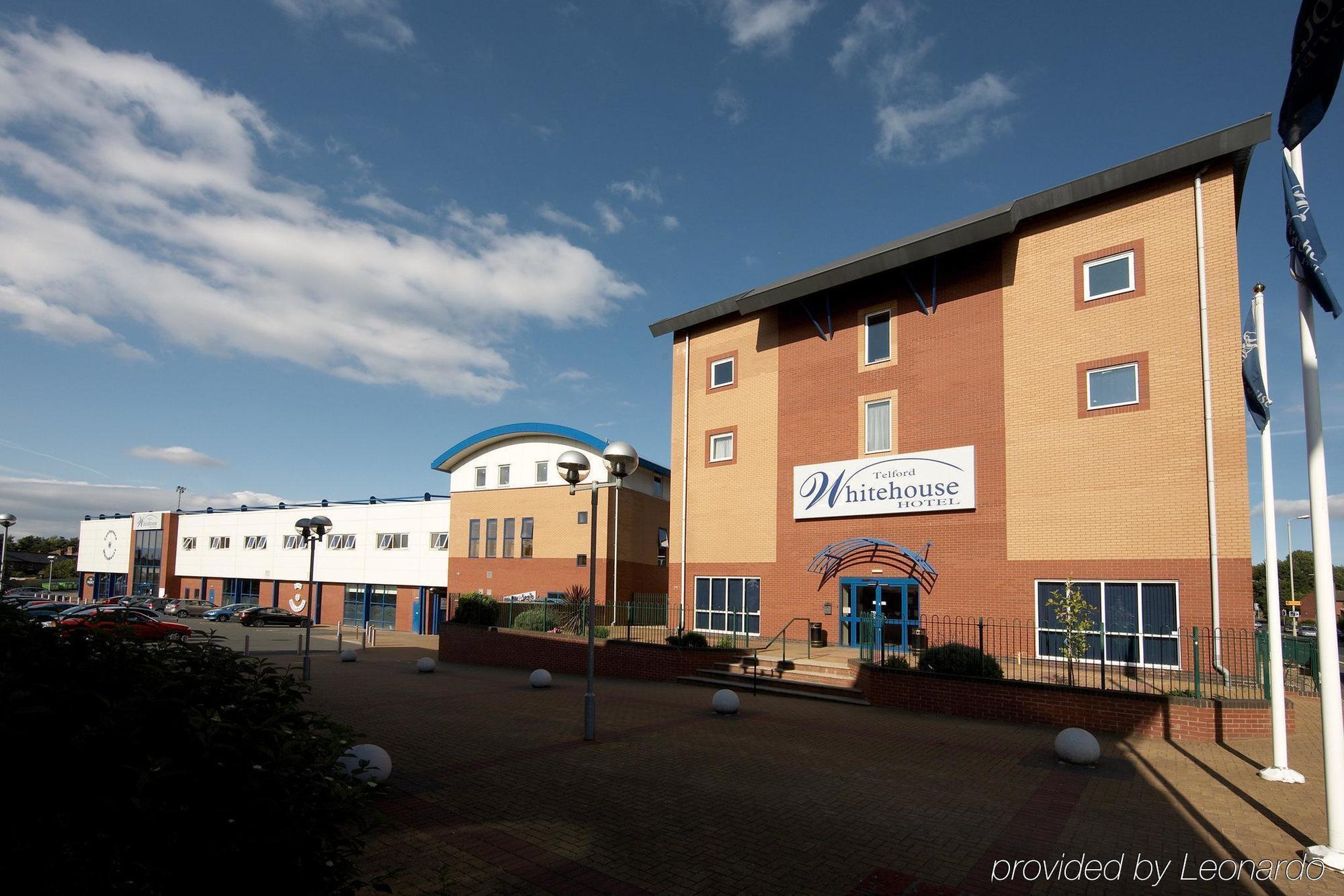 The Telford Whitehouse Hotel מראה חיצוני תמונה